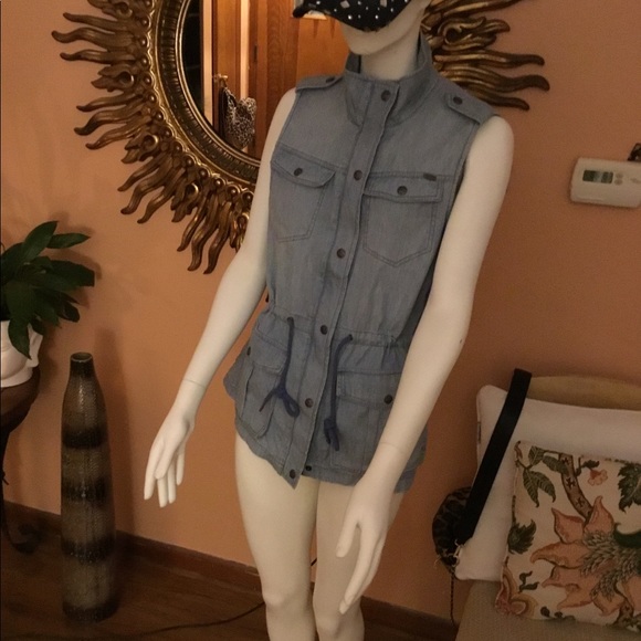 Denim vest - Picture 2 of 8